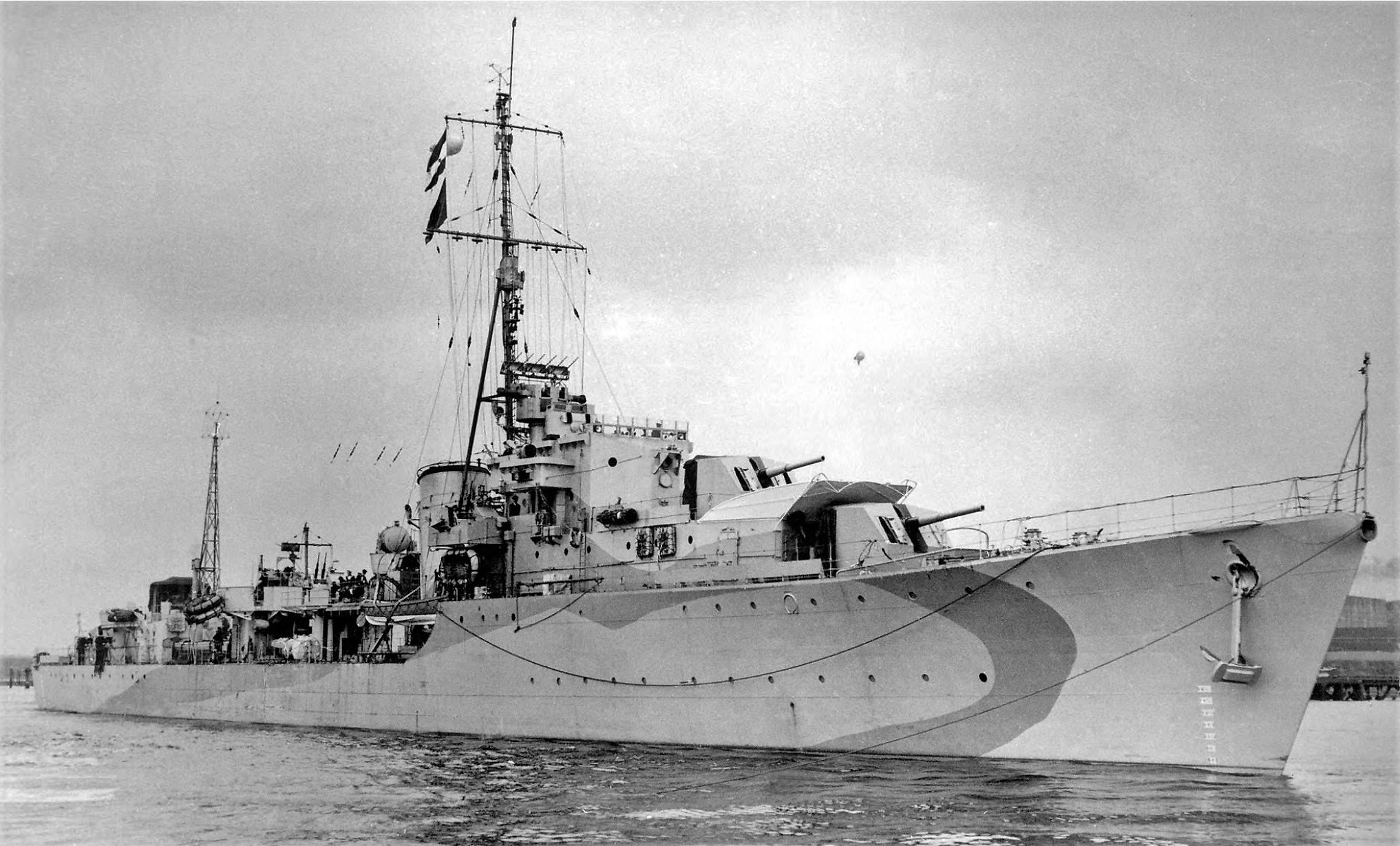 HMS Saumarez G12