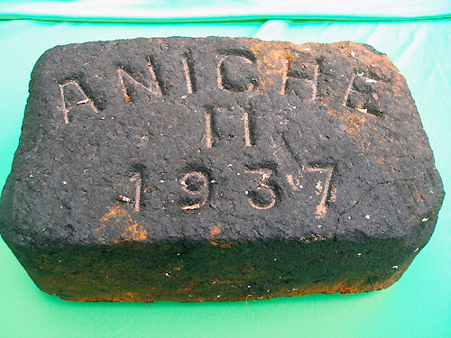 Morceau de charbon retrouvé sur le site du Granville